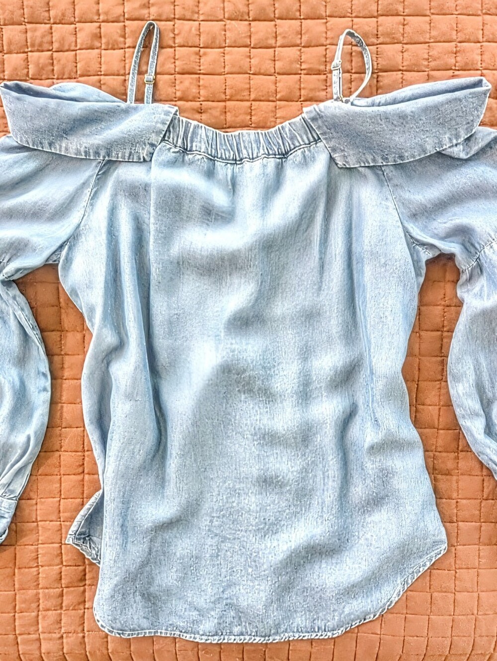 NWT!! Ella Moss Light Denim Off-Shoulder Button-down Top With Adjustable Straps - Picture 5 of 7